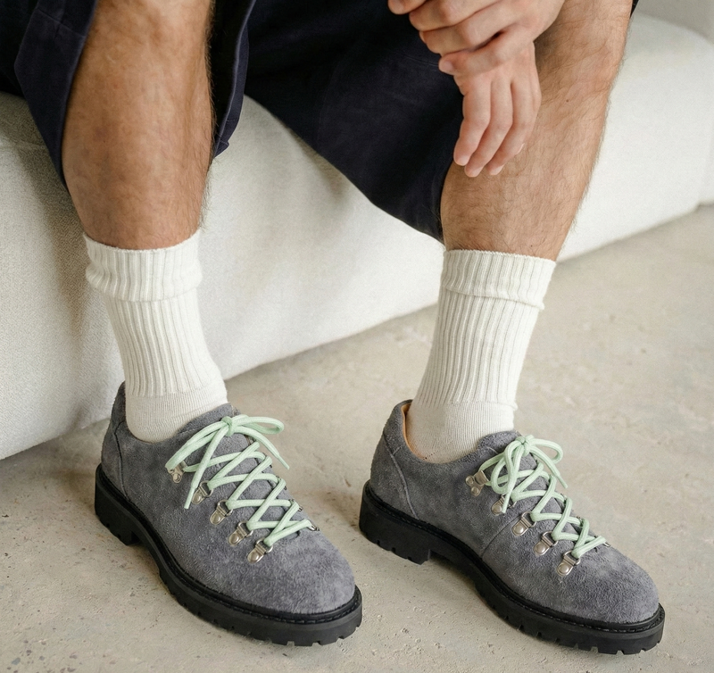 Shadow Derby – Dusty Blue